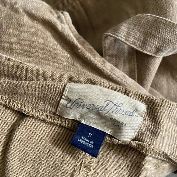 Universal Thread - Picture 3 of 3